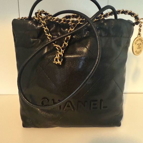 Chanel Black Leather Shoulder Bag with Gold Chain - Picture 1 of 9